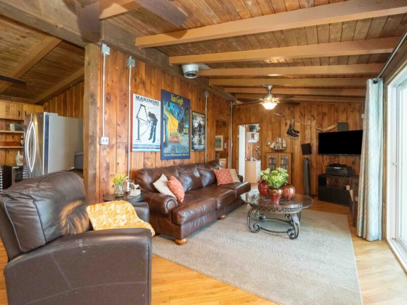 Great Canadian Cabin