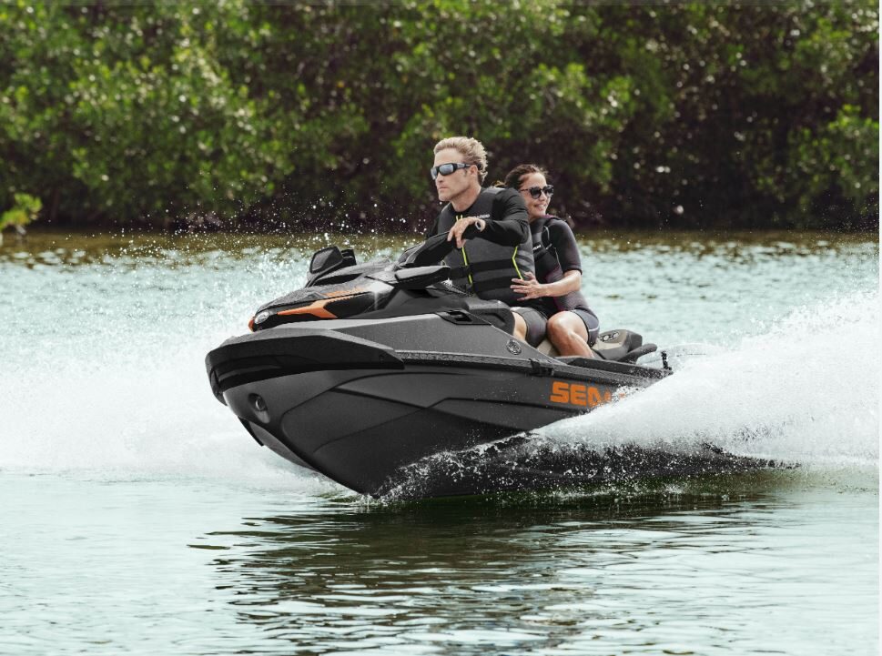 Make a Splash: Sea-Doo Rentals Near the Mariposa onthe Mississippi